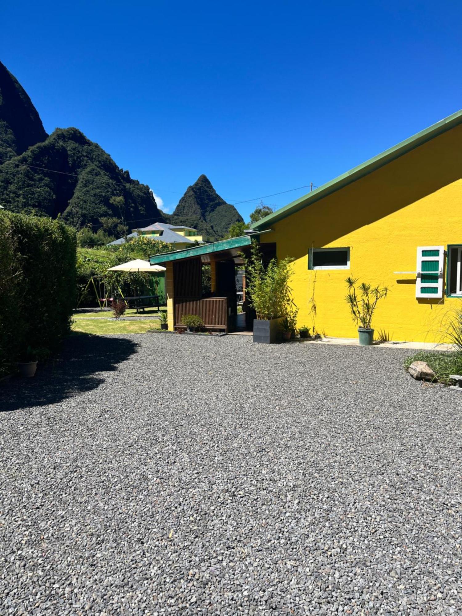 Au Pied Des Sources Villa Cilaos Exterior photo